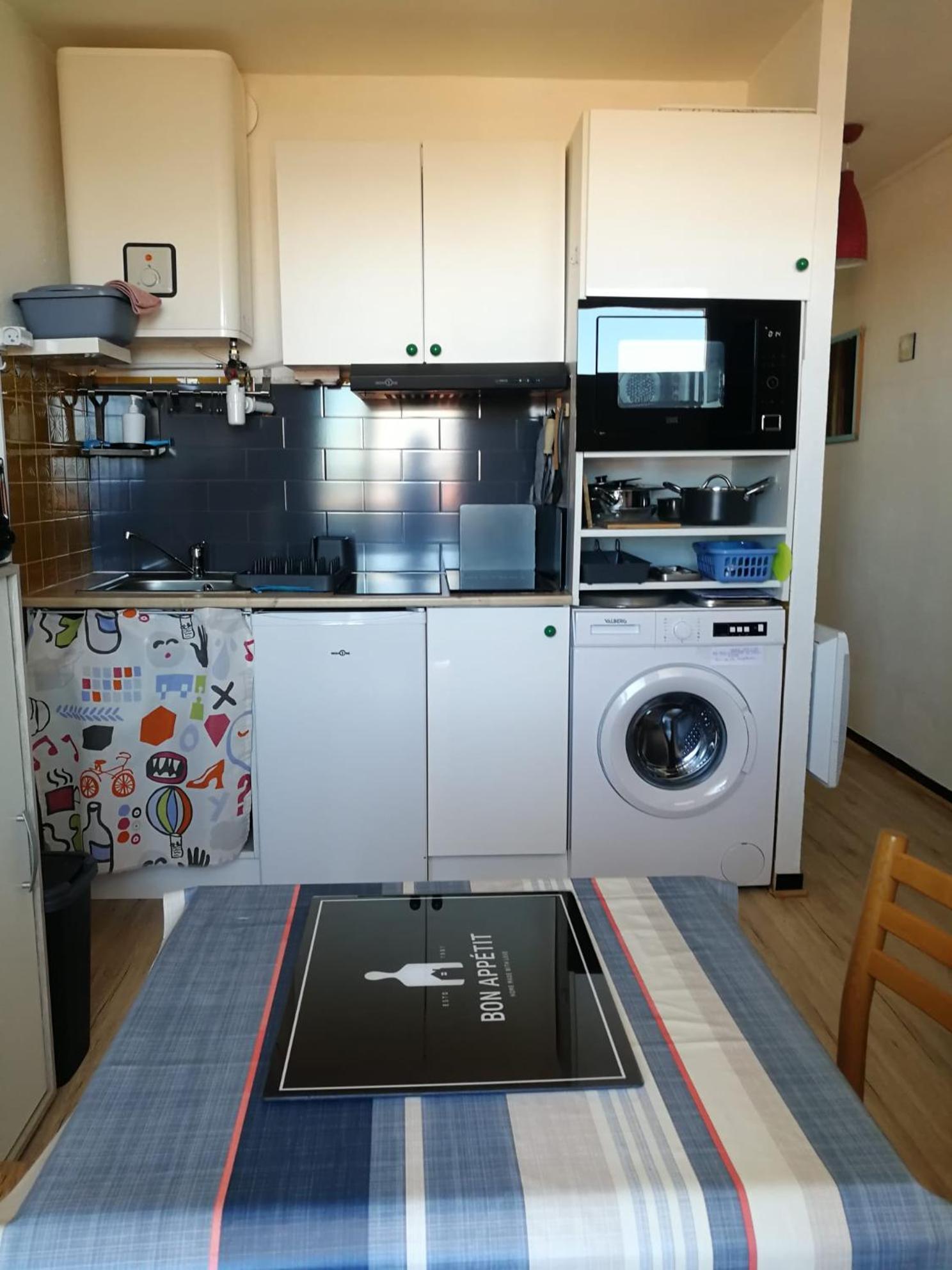Agreable Studio 50M De La Plage Canet-en-Roussillon Exterior photo